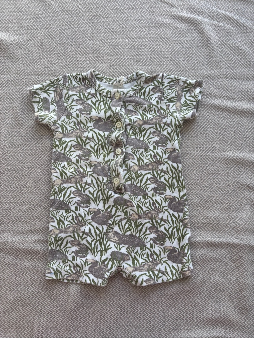 kate quinn Otter Print Romper 12-18M